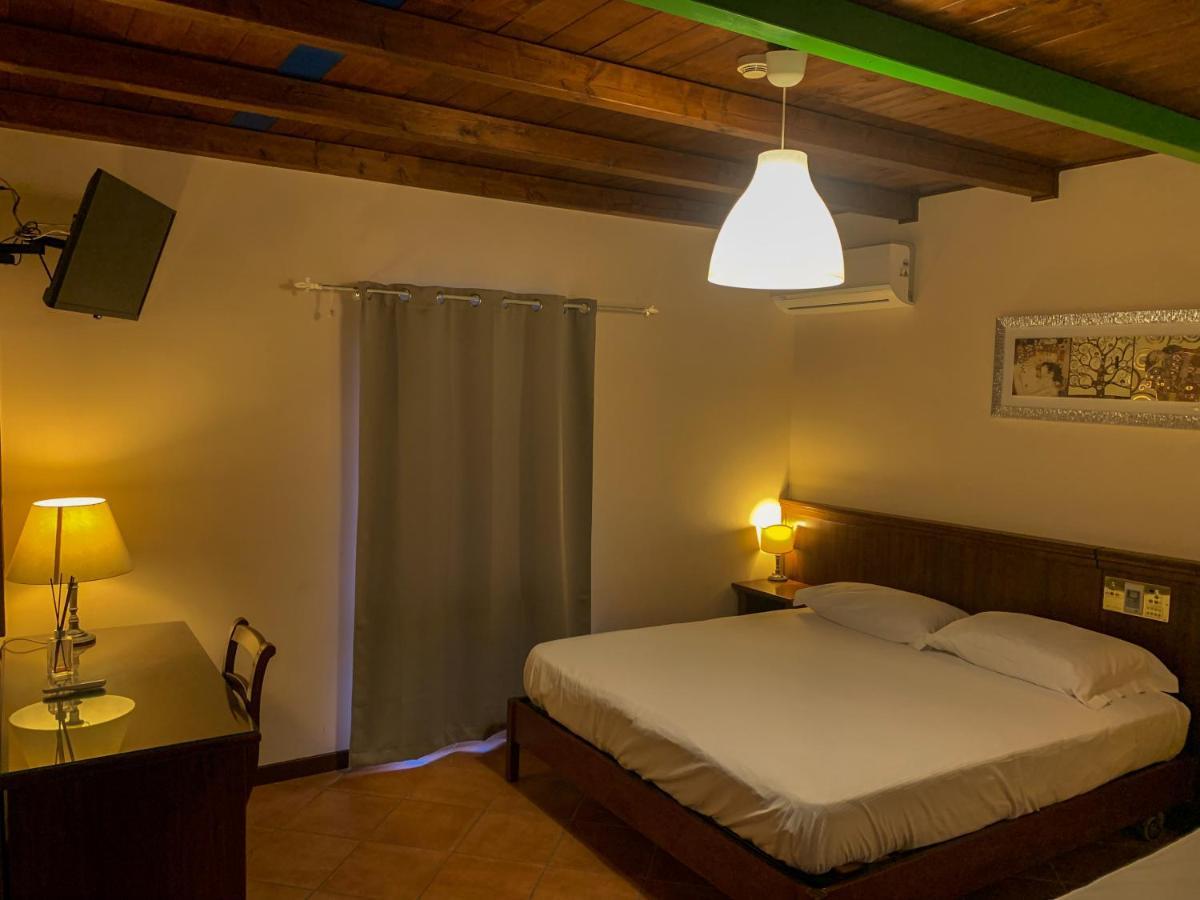 Hotel La Locanda Della Franciacorta Корте Франка Номер фото